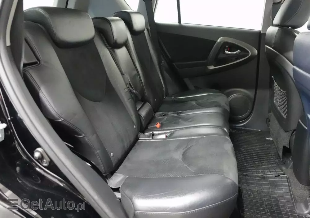 TOYOTA RAV4 2.2 D-4D 4x4 Life