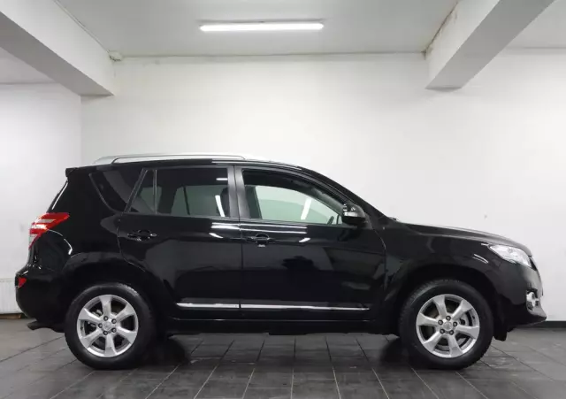 TOYOTA RAV4 2.2 D-4D 4x4 Life