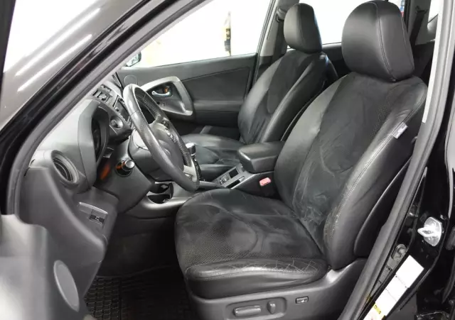 TOYOTA RAV4 2.2 D-4D 4x4 Life