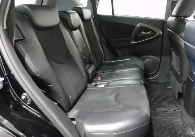 TOYOTA RAV4 2.2 D-4D 4x4 Life