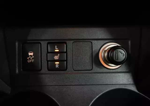 TOYOTA RAV4 2.2 D-4D 4x4 Life