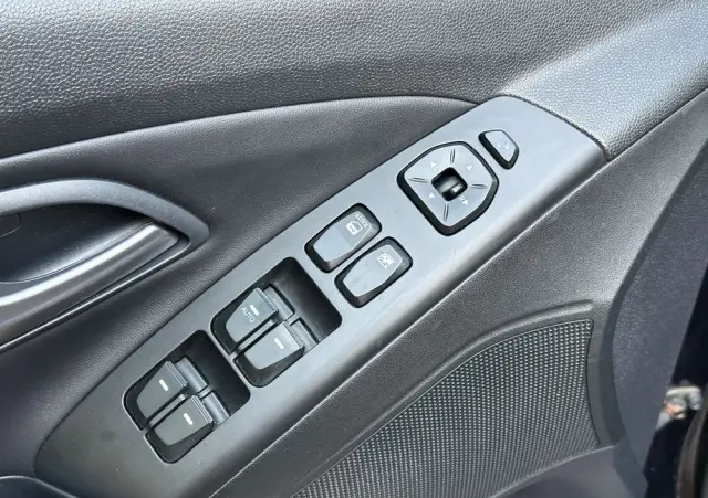 HYUNDAI Ix35 1.6 2WD Style