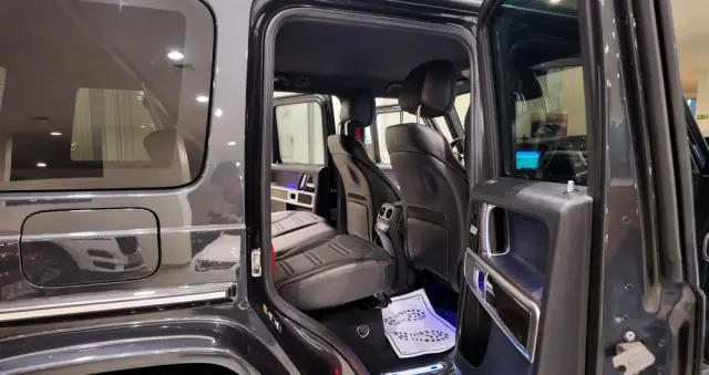 MERCEDES-BENZ Klasa G 500 9G-TRONIC Exclusive