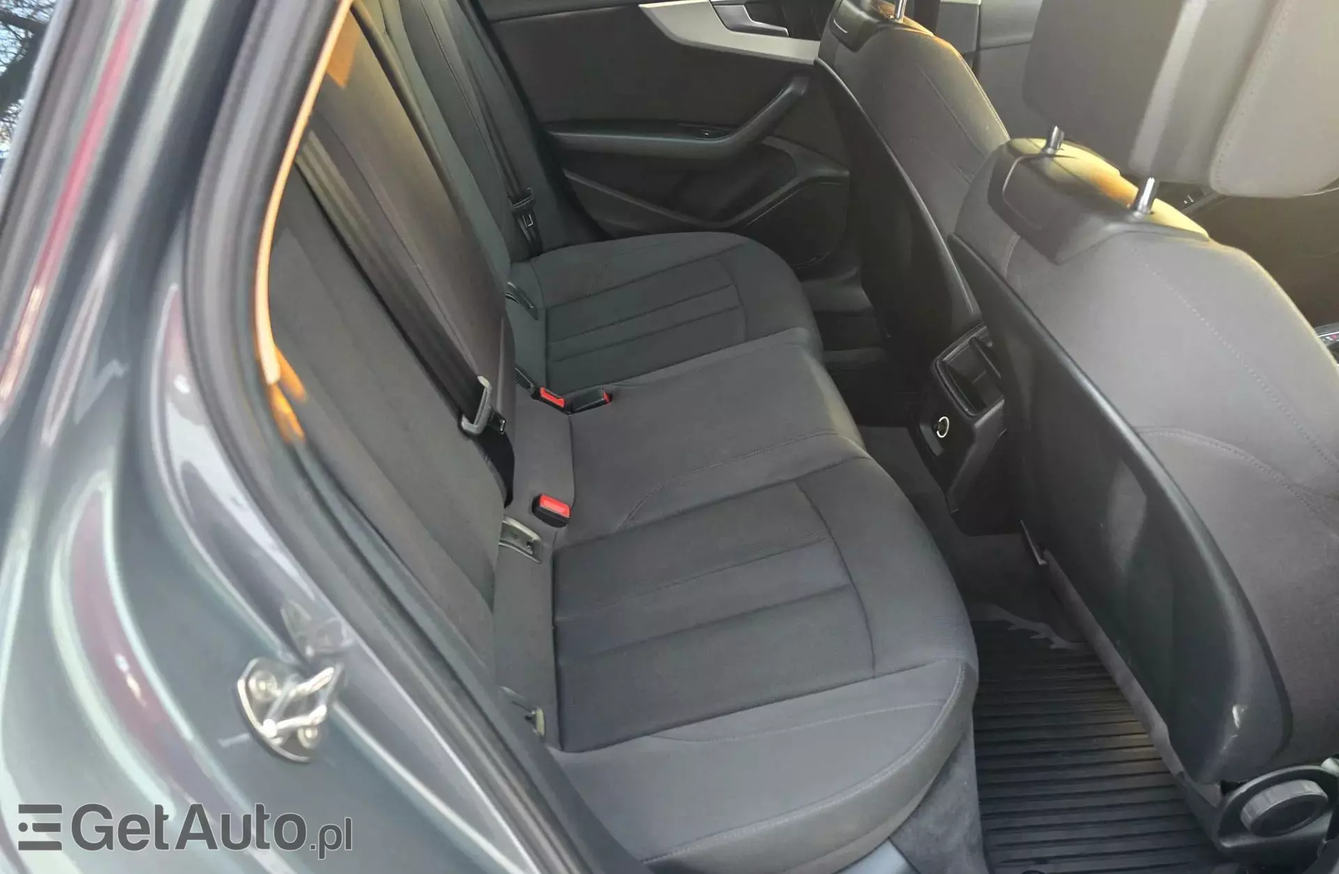 AUDI A4 2.0 TDI (190 KM) quattro S tronic