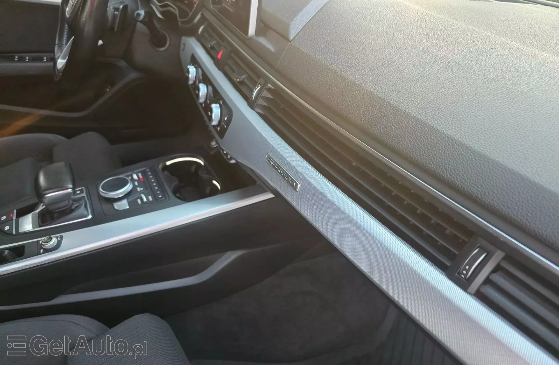 AUDI A4 2.0 TDI (190 KM) quattro S tronic