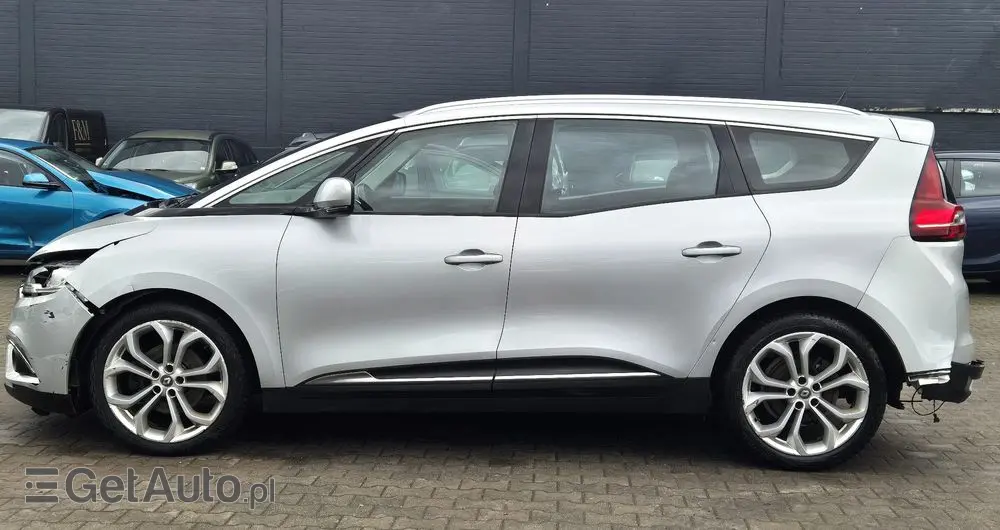 RENAULT Grand Scenic 