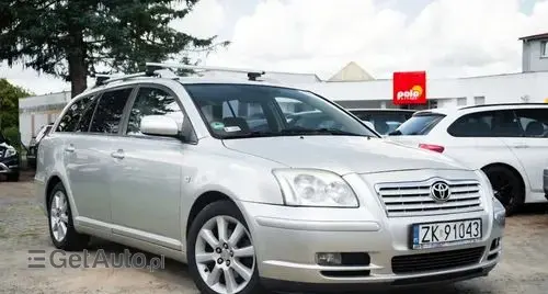 TOYOTA Avensis 