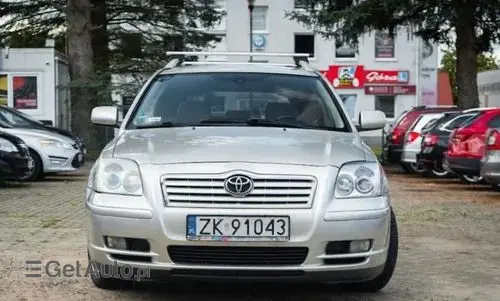TOYOTA Avensis 