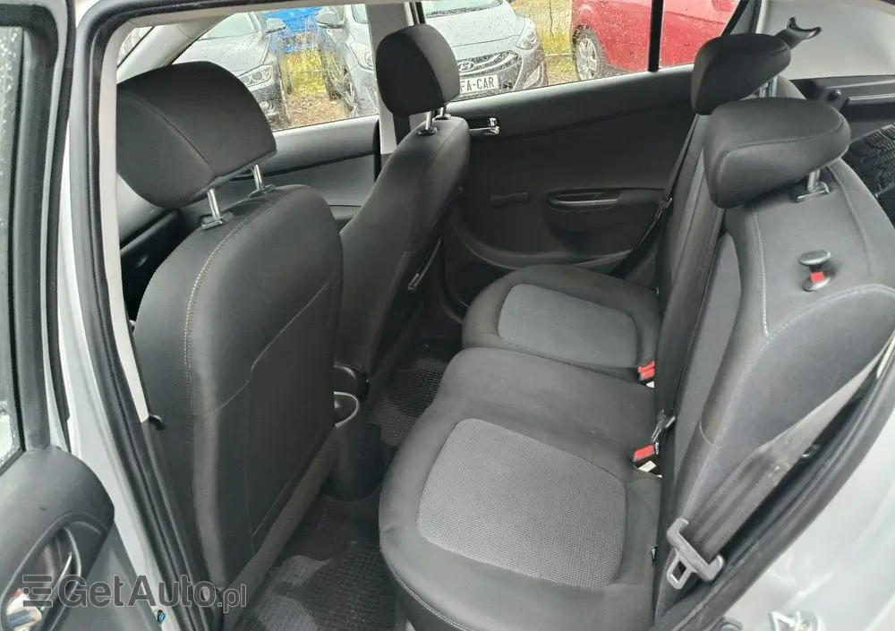 HYUNDAI I20 1.2 BlueDrive Classic +