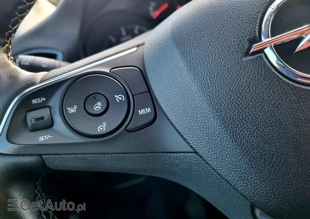 OPEL Crossland X 1.2 Innovation