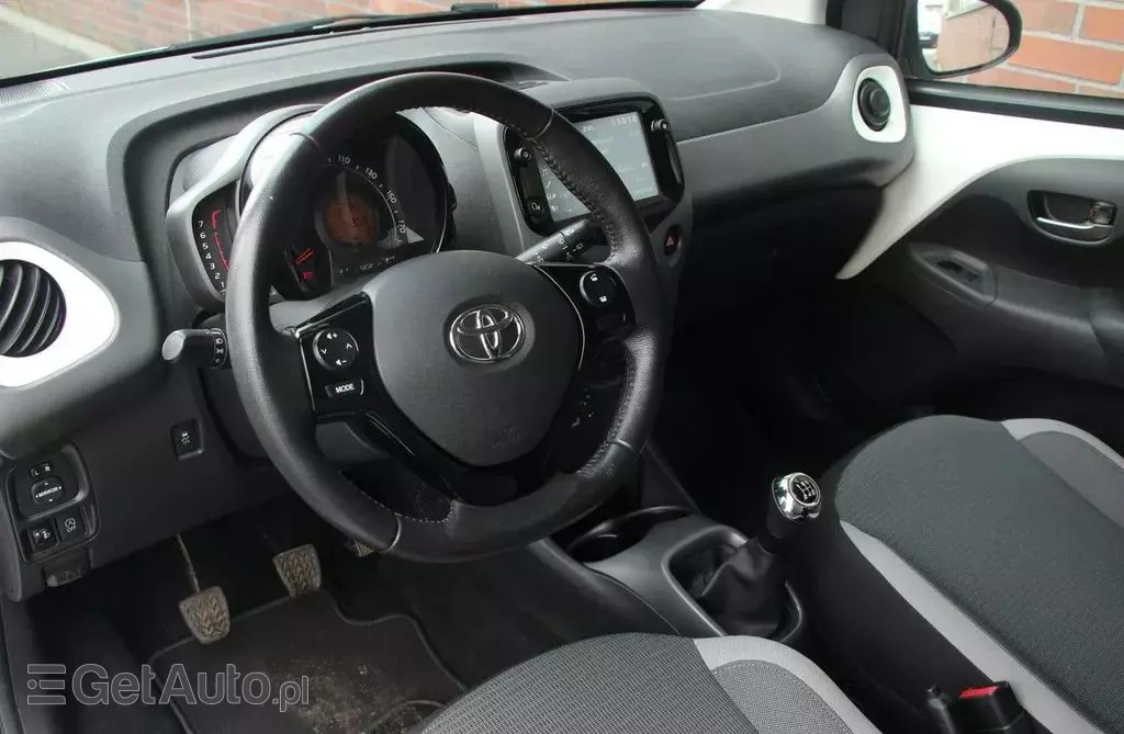 TOYOTA Aygo 