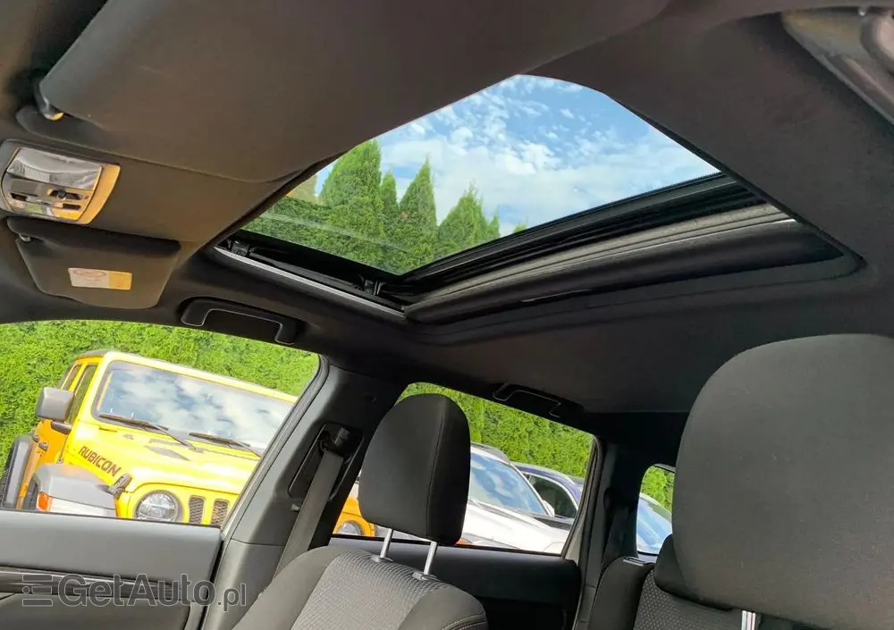 MITSUBISHI Outlander 2.0 2WD CVT Diamant Edition+