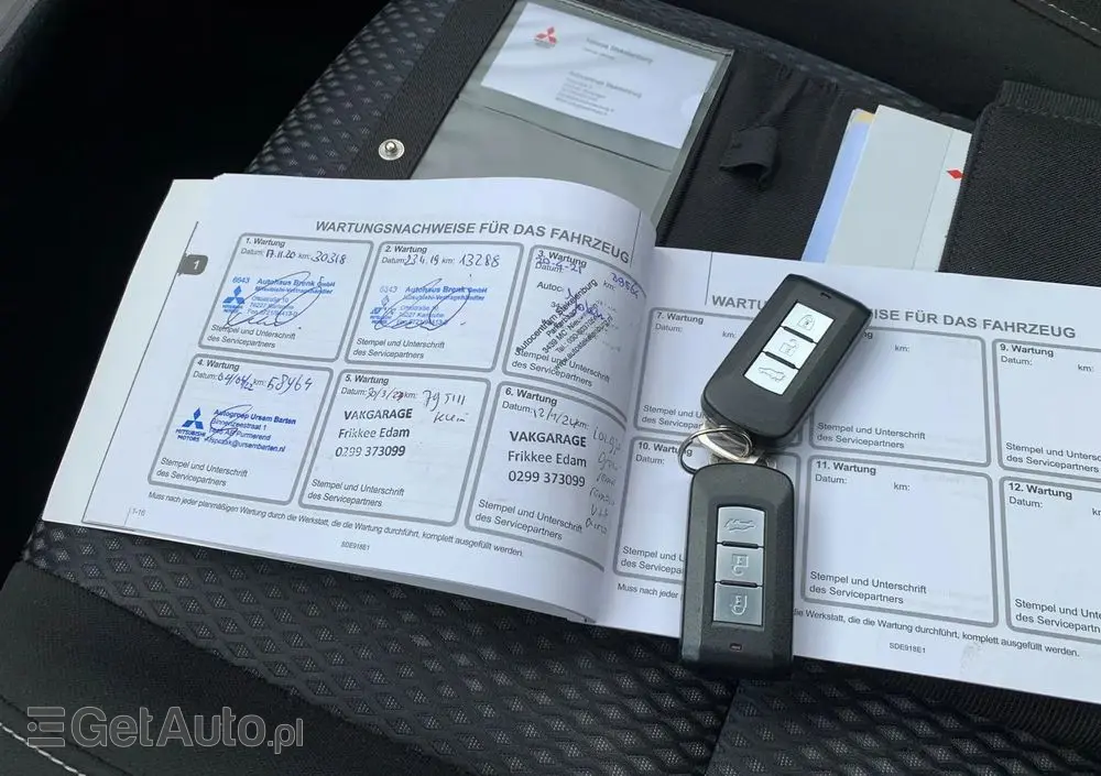 MITSUBISHI Outlander 2.0 2WD CVT Diamant Edition+