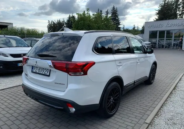 MITSUBISHI Outlander 2.0 2WD CVT Diamant Edition+