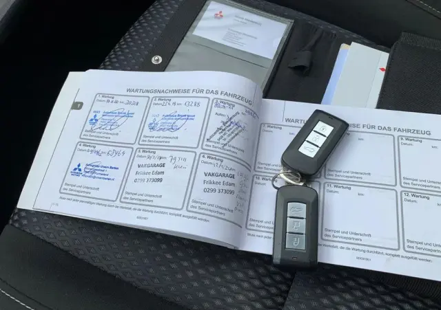 MITSUBISHI Outlander 2.0 2WD CVT Diamant Edition+