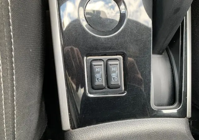 MITSUBISHI Outlander 2.0 2WD CVT Diamant Edition+