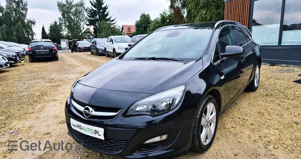 OPEL Astra 1.4 Turbo Color Edition