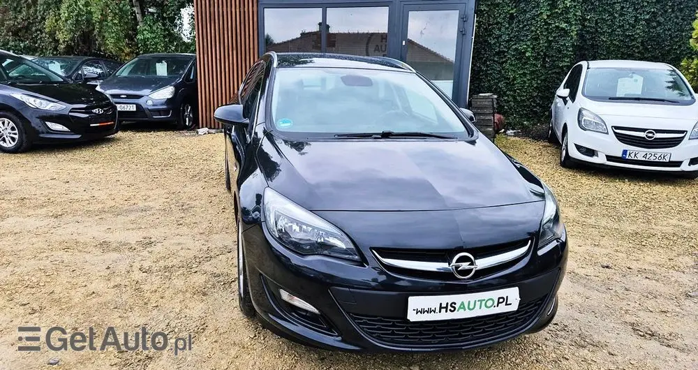 OPEL Astra 1.4 Turbo Color Edition