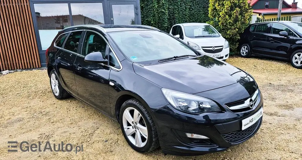 OPEL Astra 1.4 Turbo Color Edition