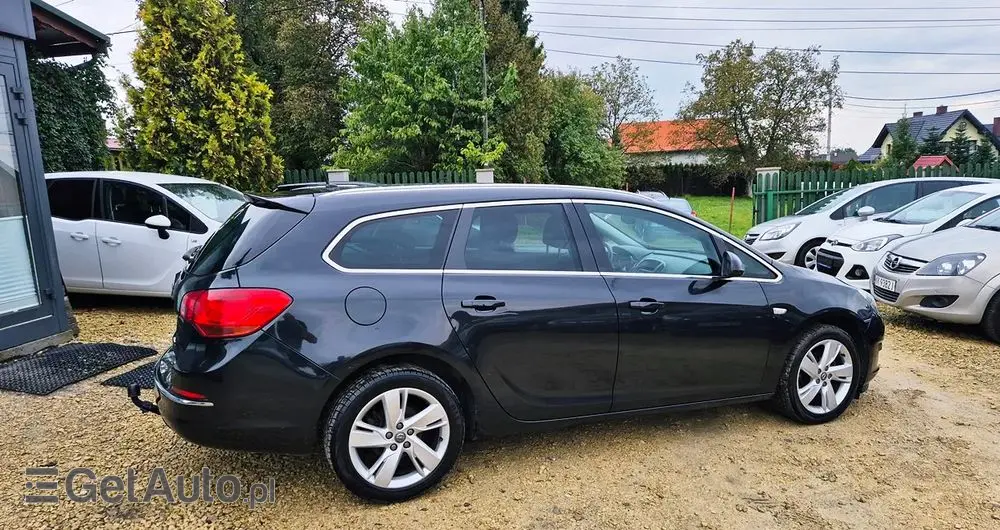 OPEL Astra 1.4 Turbo Color Edition