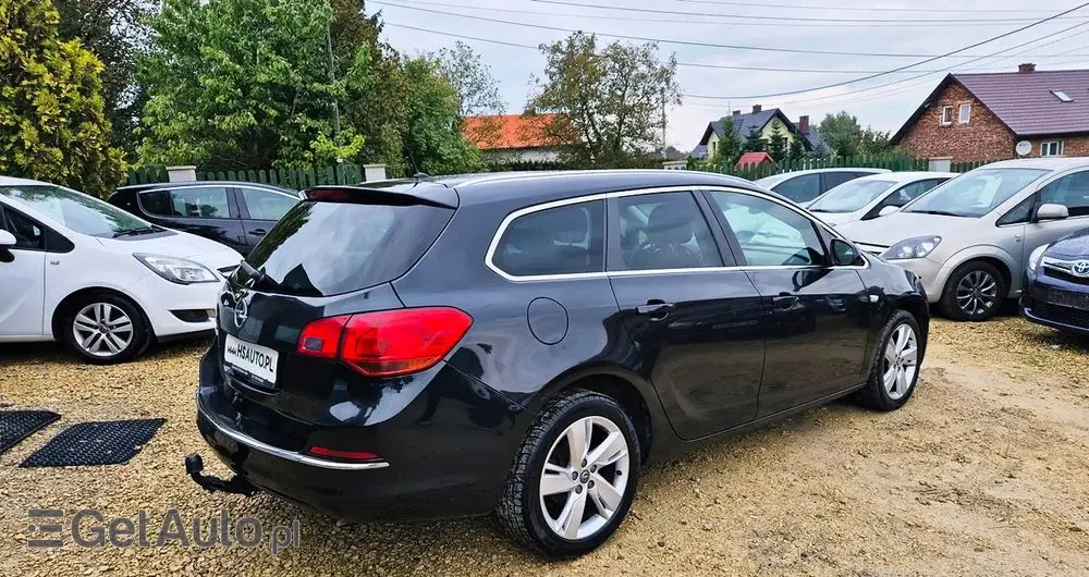 OPEL Astra 1.4 Turbo Color Edition