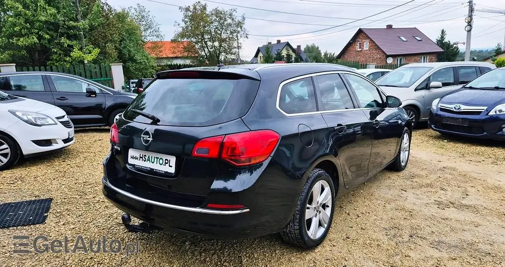 OPEL Astra 1.4 Turbo Color Edition