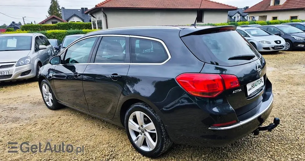 OPEL Astra 1.4 Turbo Color Edition