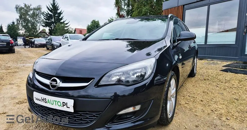 OPEL Astra 1.4 Turbo Color Edition