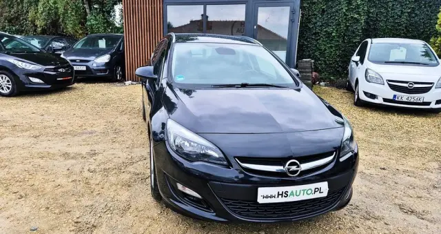 OPEL Astra 1.4 Turbo Color Edition