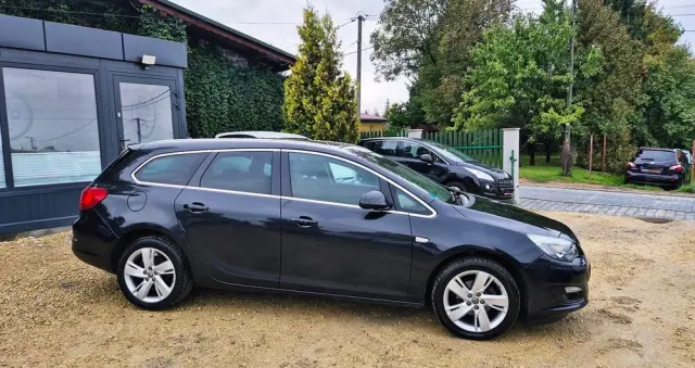 OPEL Astra 1.4 Turbo Color Edition