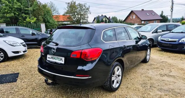 OPEL Astra 1.4 Turbo Color Edition