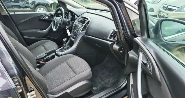 OPEL Astra 1.4 Turbo Color Edition