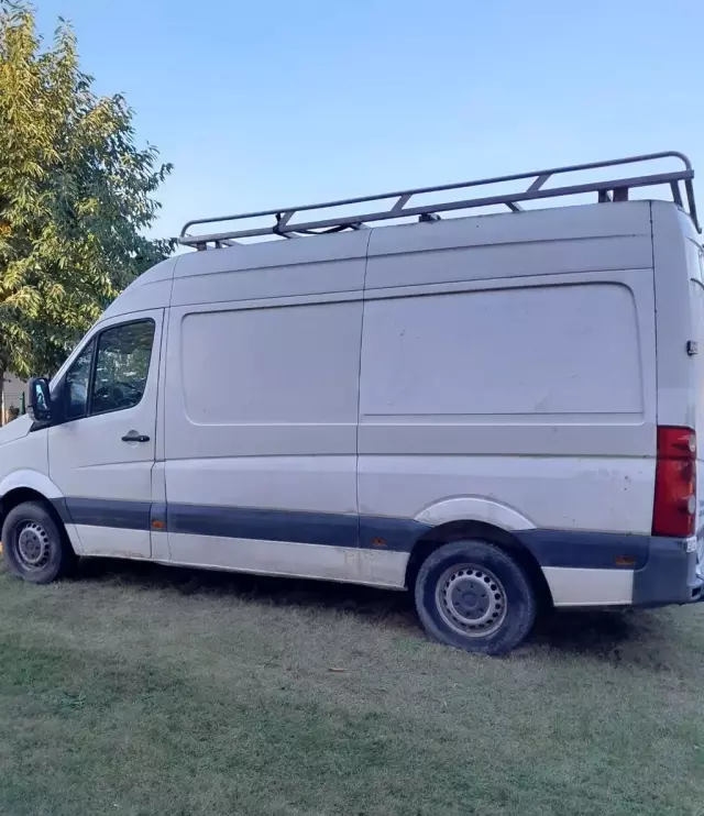 VOLKSWAGEN Crafter 