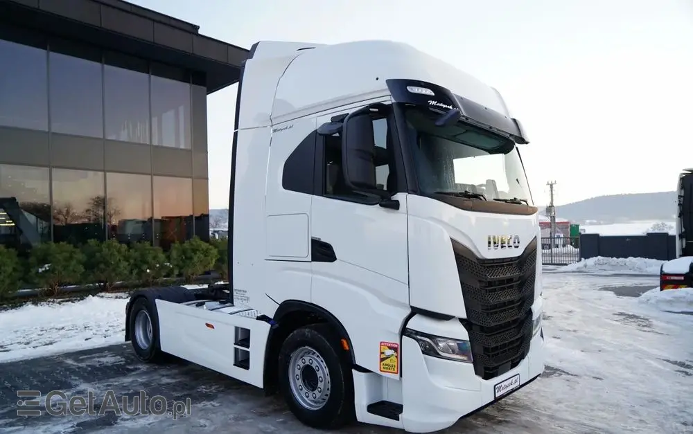 IVECO S-WAY / 530 / RETARDER / KLIMA POSTOJOWA / 