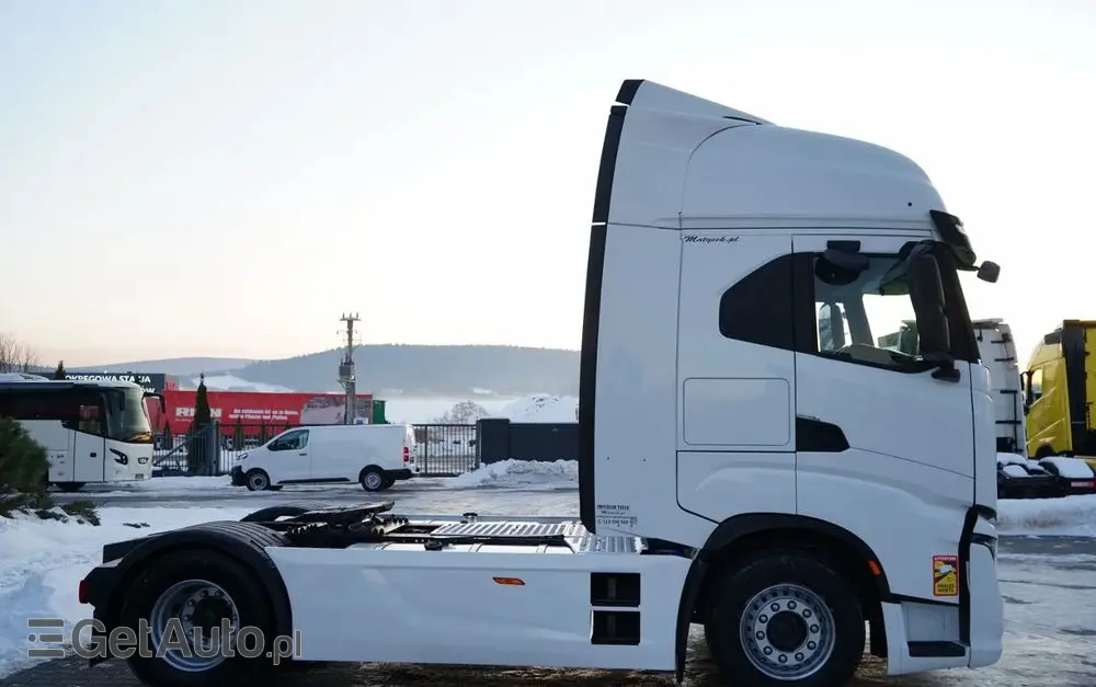 IVECO S-WAY / 530 / RETARDER / KLIMA POSTOJOWA / 