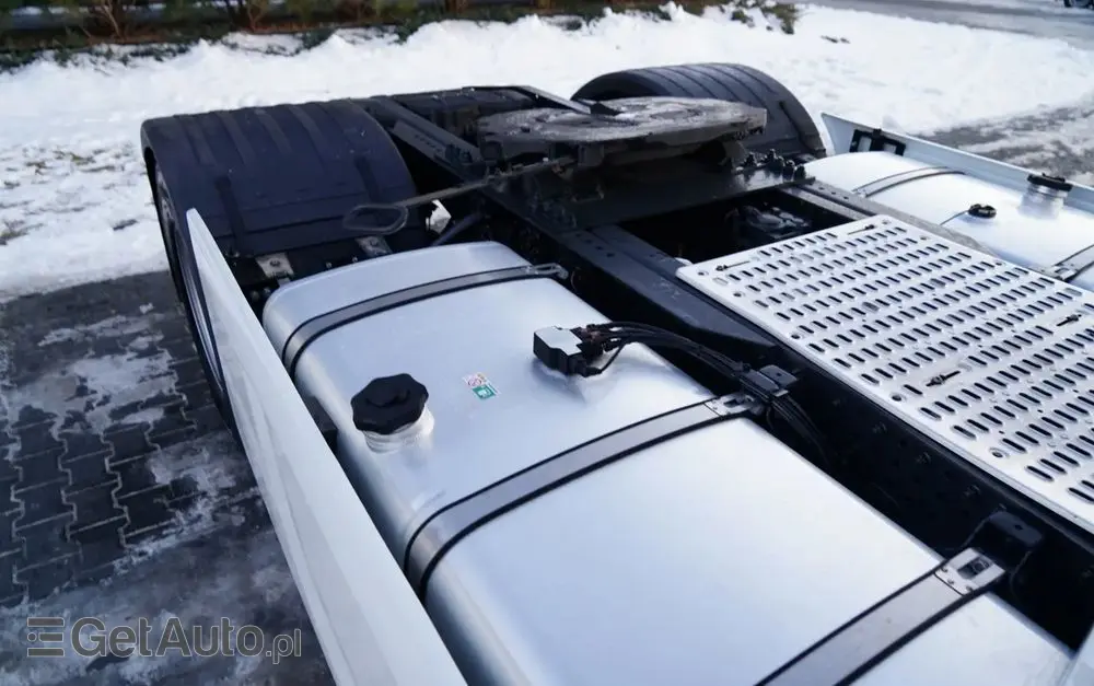 IVECO S-WAY / 530 / RETARDER / KLIMA POSTOJOWA / 