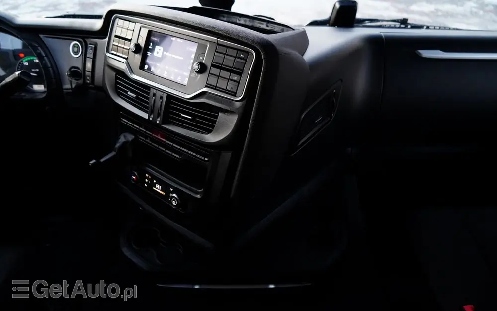 IVECO S-WAY / 530 / RETARDER / KLIMA POSTOJOWA / 