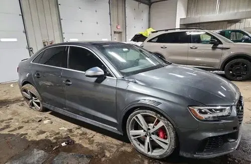 AUDI Rs3 