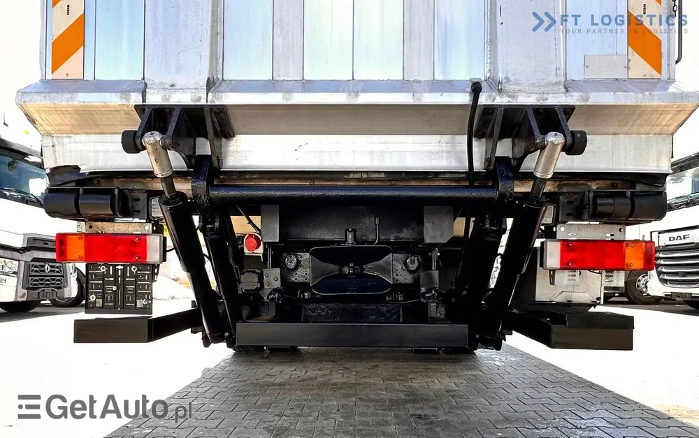 IVECO STRALIS 420 / Chłodnia / Carrier Supra 950 / 19 palet / Winda / Opony 80% 