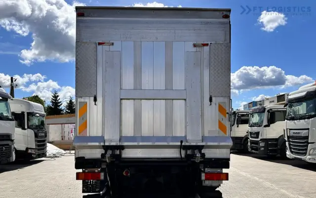 IVECO STRALIS 420 / Chłodnia / Carrier Supra 950 / 19 palet / Winda / Opony 80% 