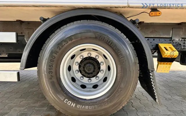 IVECO STRALIS 420 / Chłodnia / Carrier Supra 950 / 19 palet / Winda / Opony 80% 