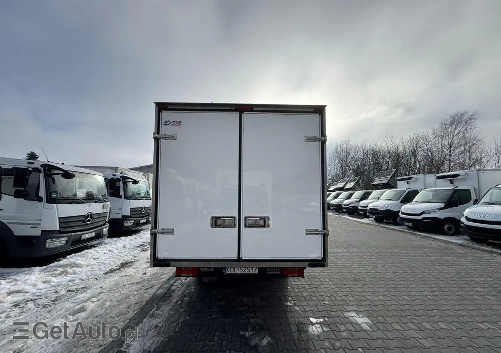 IVECO DAILY 35S14,35S15,35S16,35S17,KILKA SZTUK IZOTERMY CHLODNIE PODWOZIA DO ZABUDOWY KIPRY WYWROTKI KILKANASCIE SZTUK 