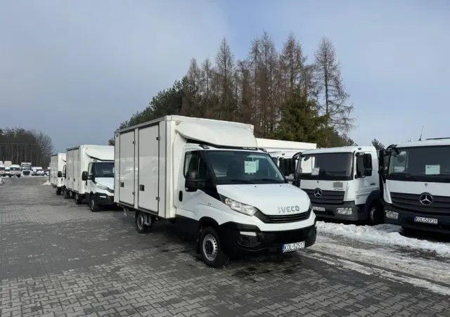 IVECO DAILY 35S14,35S15,35S16,35S17,KILKA SZTUK IZOTERMY CHLODNIE PODWOZIA DO ZABUDOWY KIPRY WYWROTKI KILKANASCIE SZTUK 
