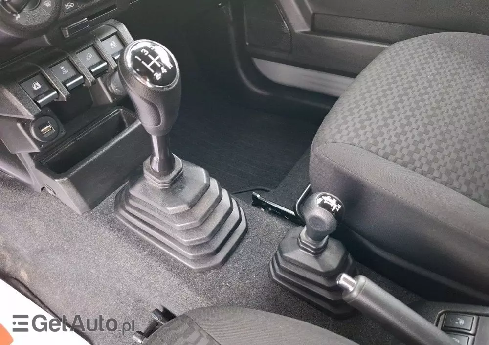 SUZUKI Jimny 1.5 Pro