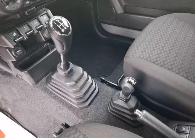 SUZUKI Jimny 1.5 Pro