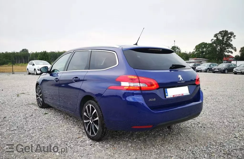 PEUGEOT 308 