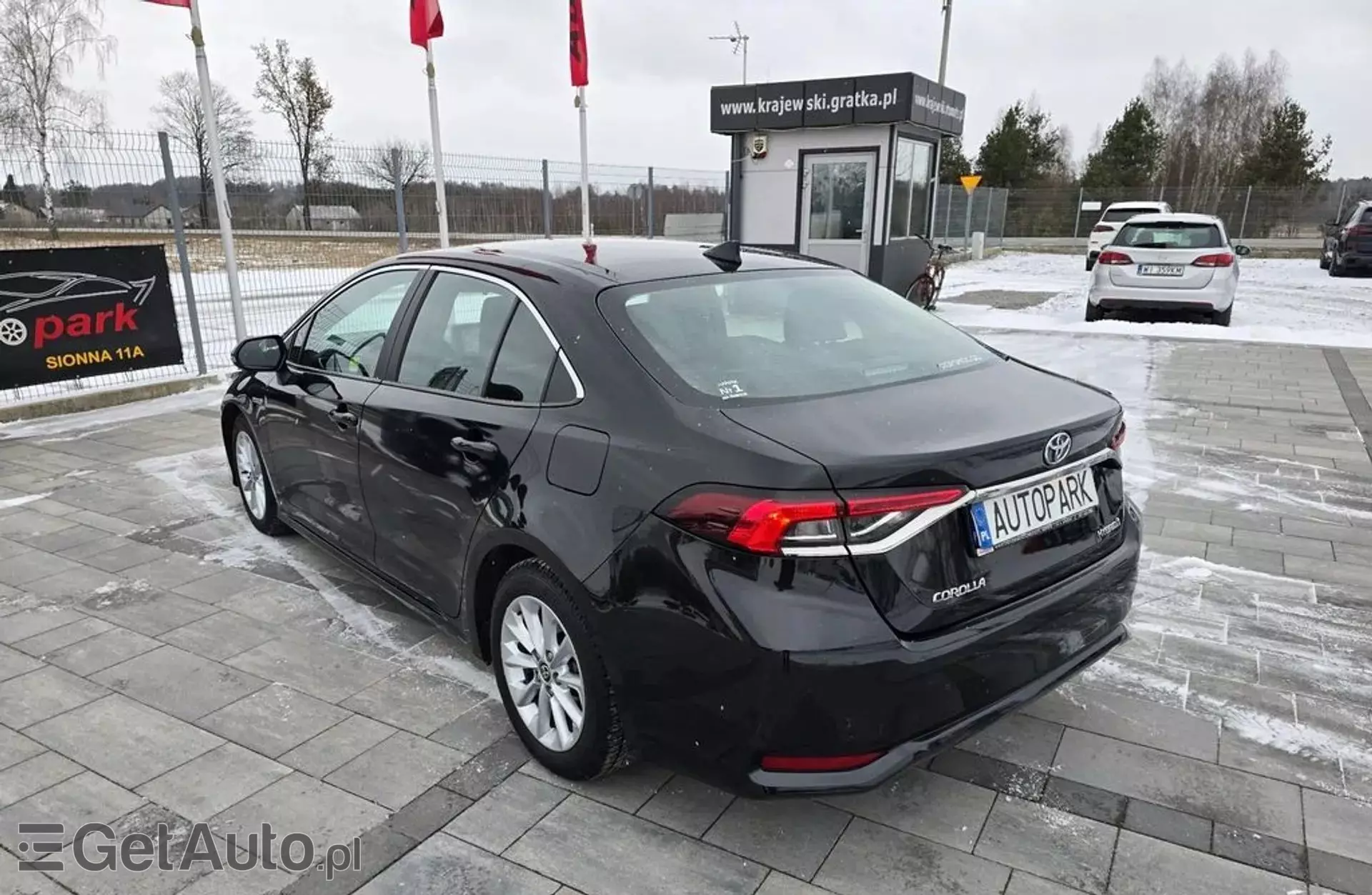 TOYOTA Corolla 1.8i (140 KM) CVT