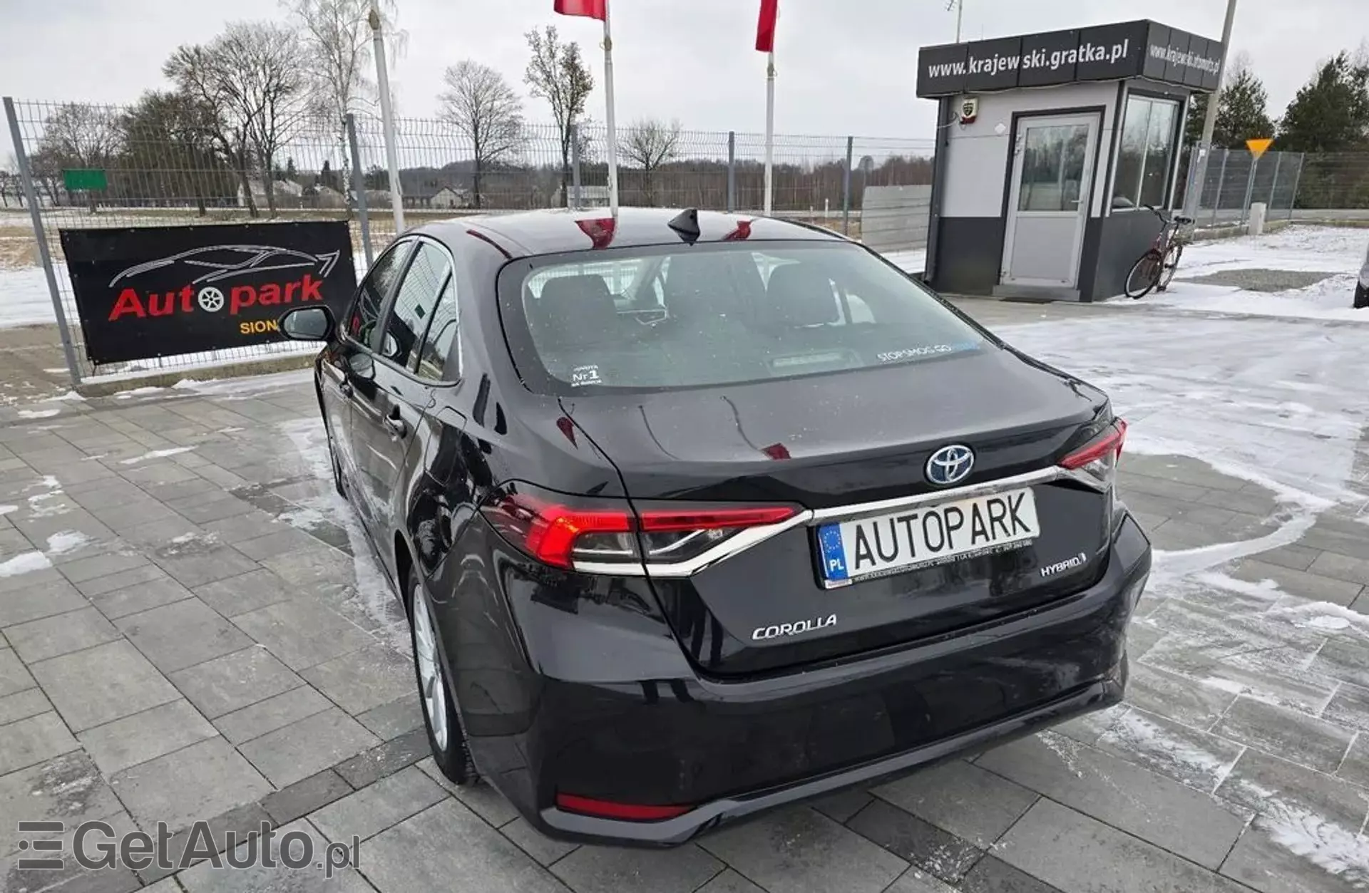 TOYOTA Corolla 1.8i (140 KM) CVT