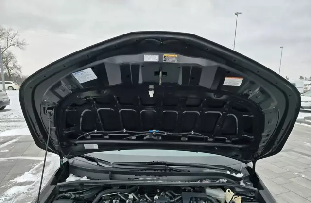 TOYOTA Corolla 1.8i (140 KM) CVT