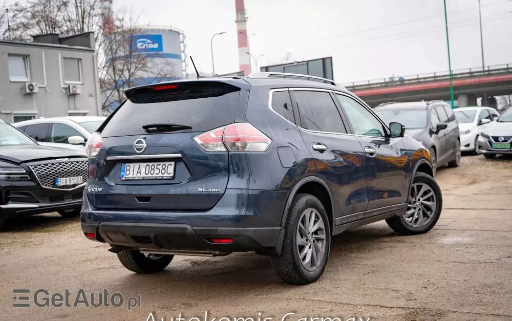 NISSAN Rogue 
